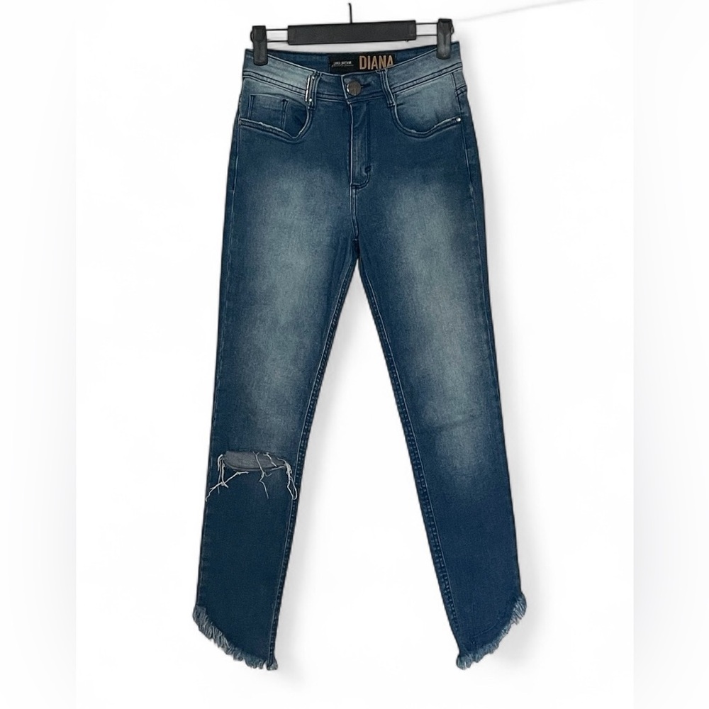 Lanca Perfume Diana Jeans 36 Distressed US 4 Raw Frayed Hem Skinny Stretch Denim - Picture 3 of 12